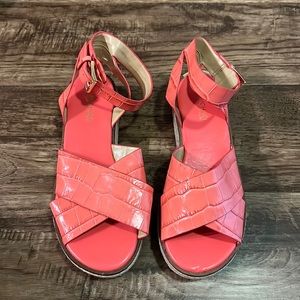 Michael Michael Kors Womens flat sandal wedges